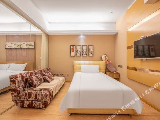 Цзинань: Summer Cherry Apartment (Ji'nan Quancheng Road Kuanhouli)