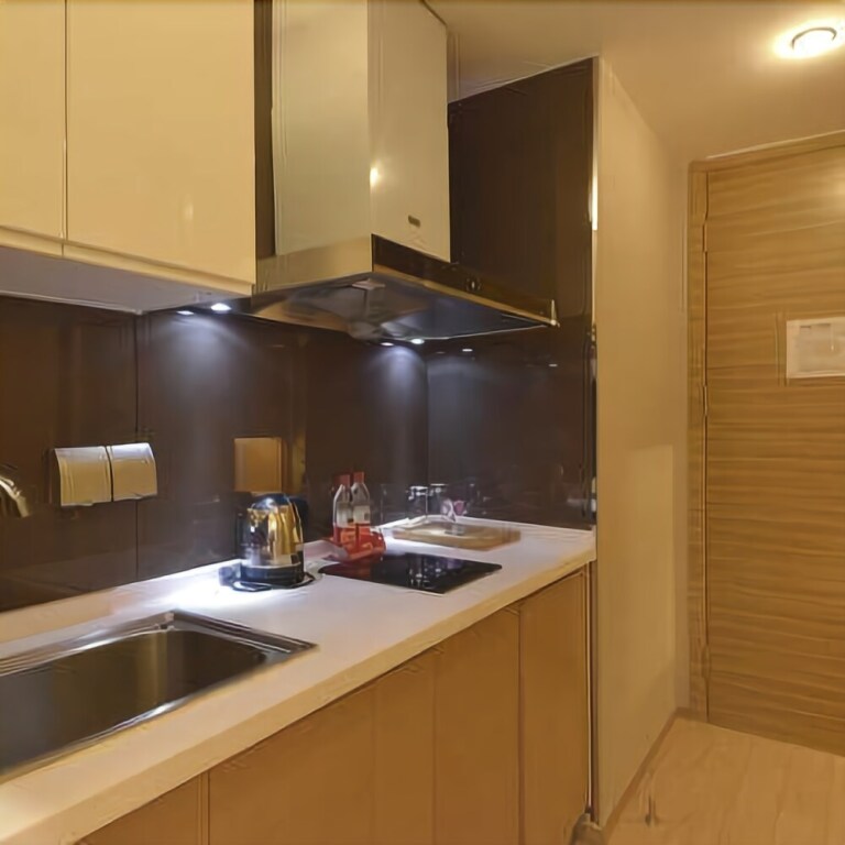 Цзинань: Summer Cherry Apartment (Ji'nan Quancheng Road Kuanhouli)
