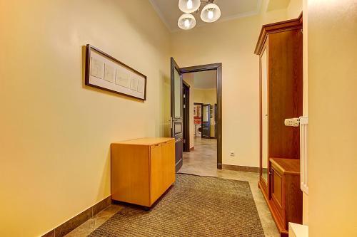 Санкт-Петербург: Sutkipeterburg on Chkalovskoy Apartaments