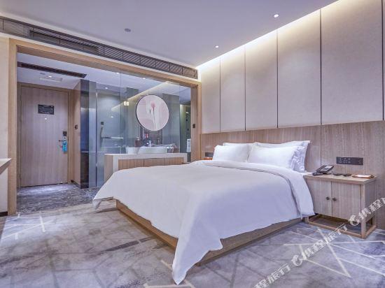 Гуанчжоу: Paco Hotel (Guangzhou Baiyun Airport Liantang Metro Station)