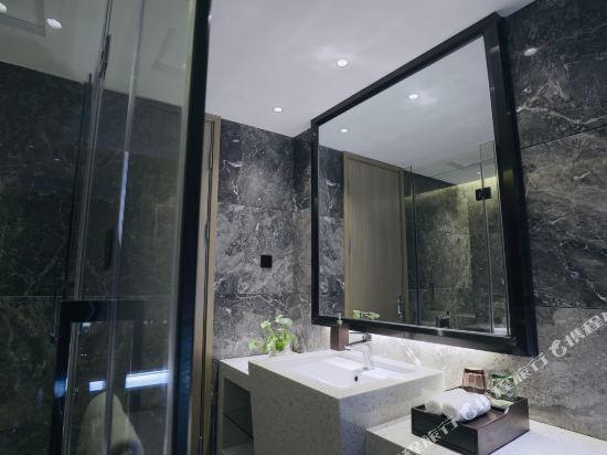 Гуанчжоу: Paco Hotel (Guangzhou Baiyun Airport Liantang Metro Station)