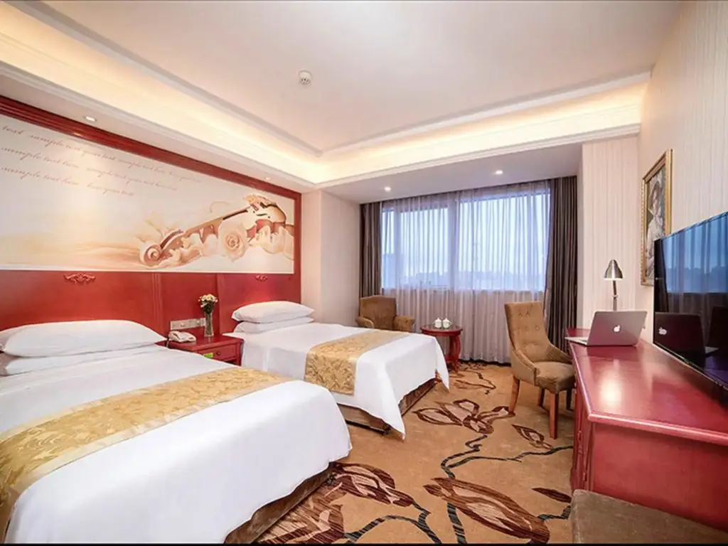Циньхуандао: Vienna Hotel (Hebei Street Sun City, Qinhuangdao)