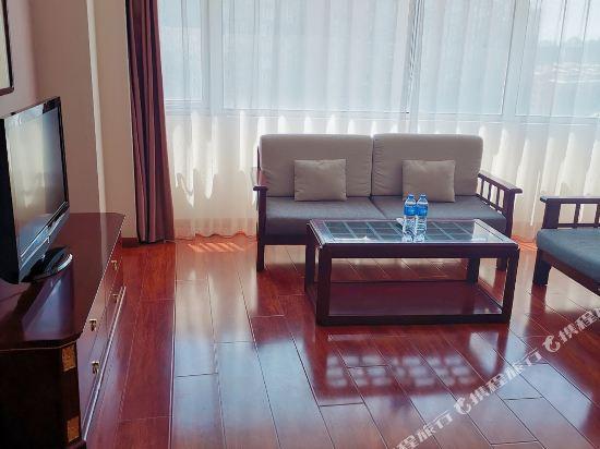 Пекин: Laurel Hotel