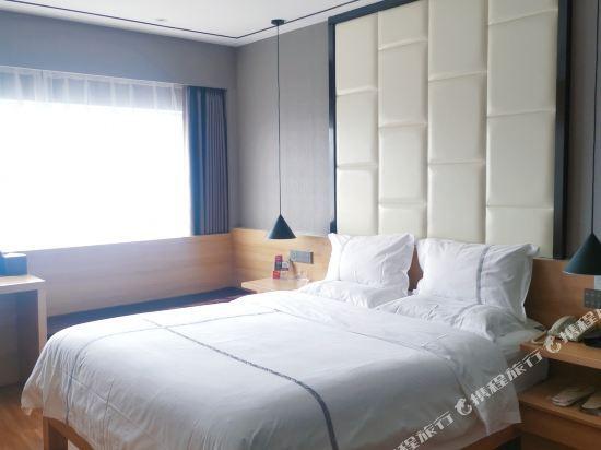 Пекин: Laurel Hotel