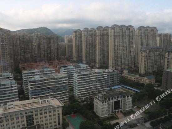 Lianjiang Century Hongteng Hotel — фото 1