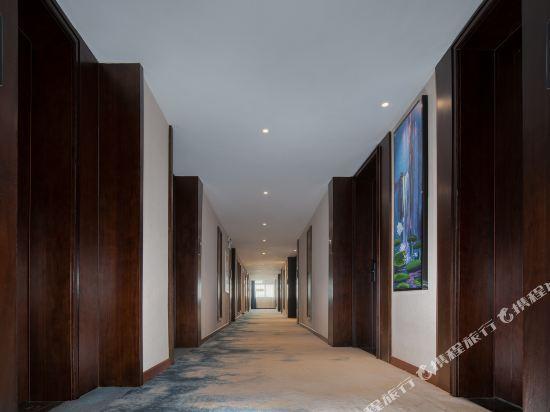 Синьюй: O.LIVE social Hotel