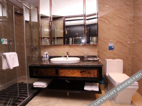 Чэнду: Ronggui Hotel (Pengzhou Wangshuli)