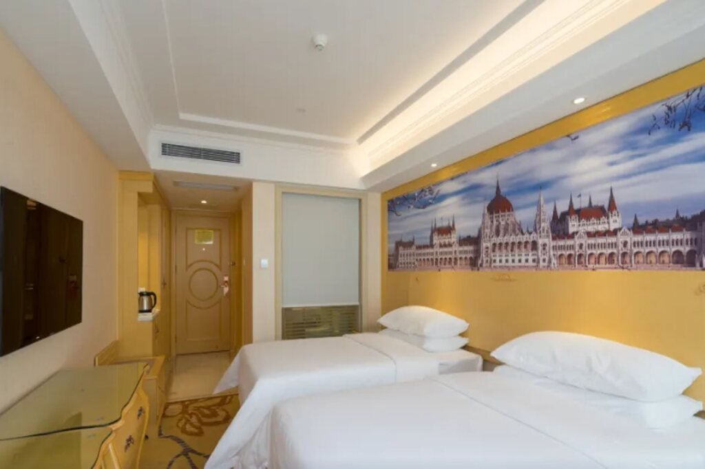 Гуанчжоу: Vienna Hotel (Guangzhou railway station & Xiaobei subway station)
