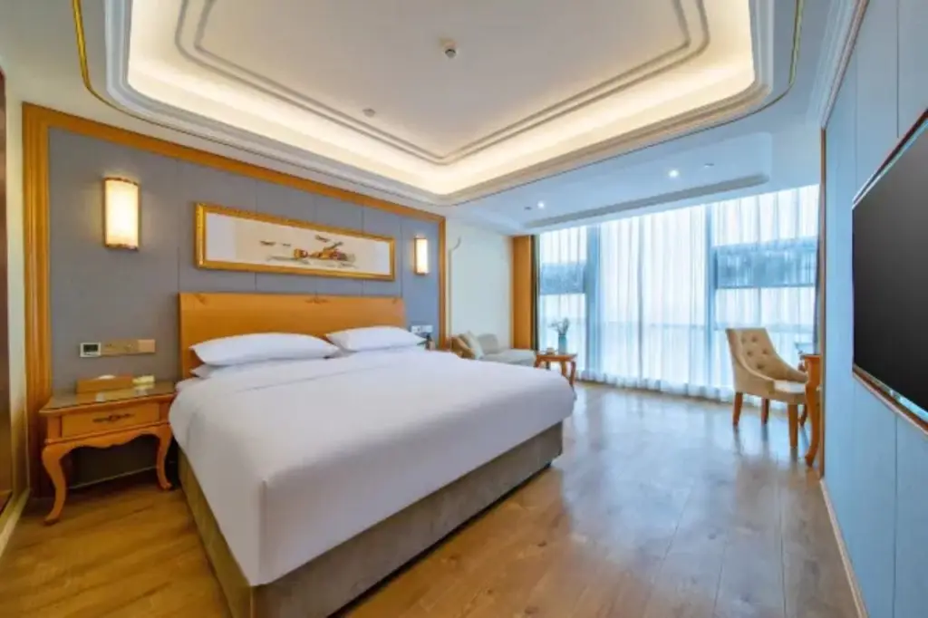 Куньмин: Vienna International Hotel