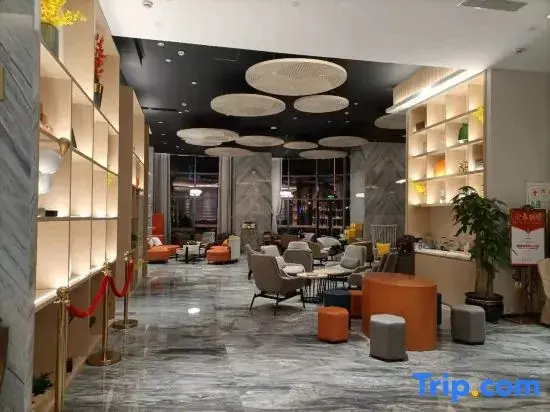 Куньмин: Vienna International Hotel (Kunming Xiyuan Road Daguan)