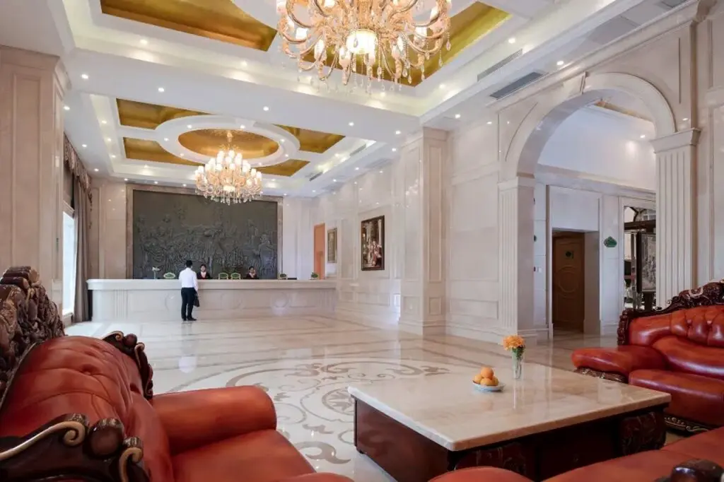 Шэньчжэнь: Vienna Hotel Shenzhen Bao'an Airport Taoyuanju
