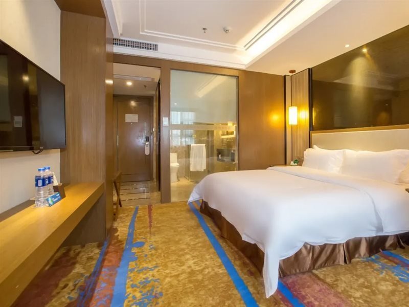 Шэньчжэнь: Guangchang Siji Hotel (Shenzhen Gongming Square Metro Station)