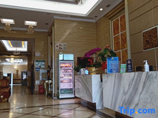 Шэньчжэнь: Langham Place Shenzhen (Shanglilang Metro Station)