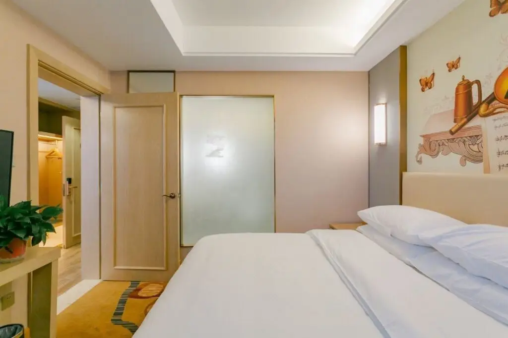 Чэнду: Vienna International Hotel (Chengdu Exhibition Center Zhonghe Metro Station)