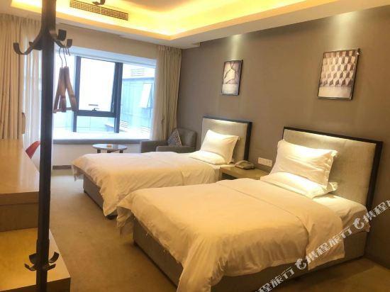 Чэнду: Xingpin Art Hotel (Chengdu South Railway Station)