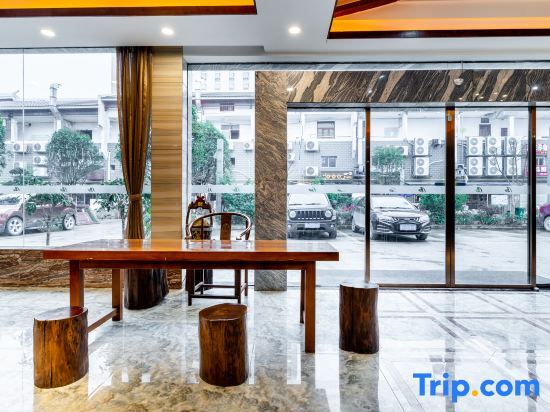 Чжанцзяцзе: Friend Hui Hotel (Zhangjiajie Railway Station)