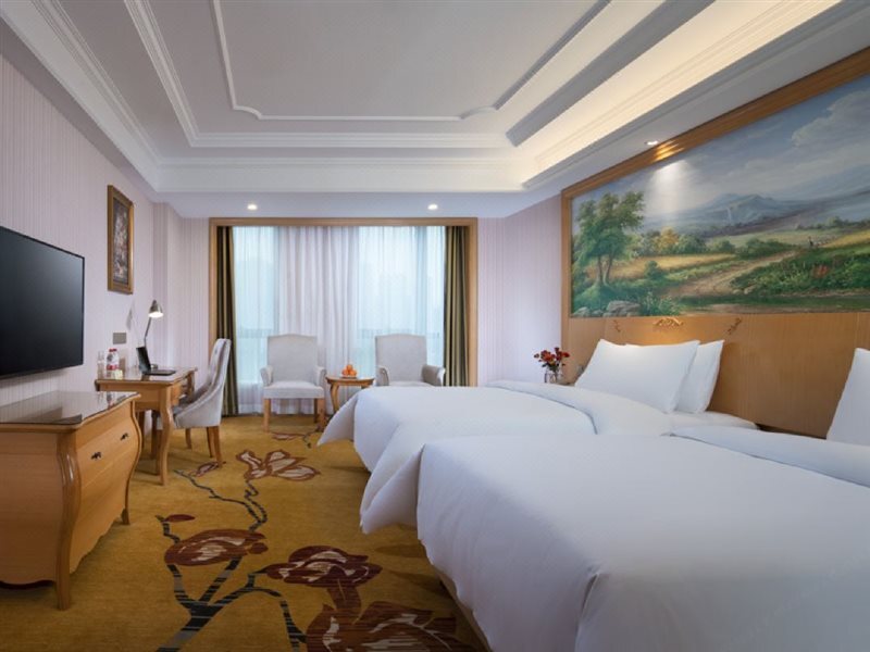 Ханчжоу: Vienna International Hotel (Hangzhou Linping South High-speed Railway Station)