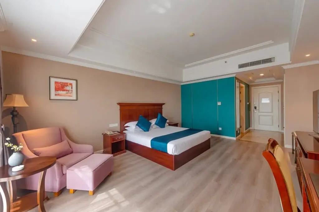 Цзиньцзэ: Boyi Hotel (Suzhou Industrial Park Dushu Lake University Area Linli Center Metro Station)