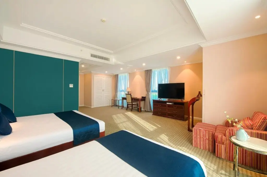 Цзиньцзэ: Boyi Hotel (Suzhou Industrial Park Dushu Lake University Area Linli Center Metro Station)