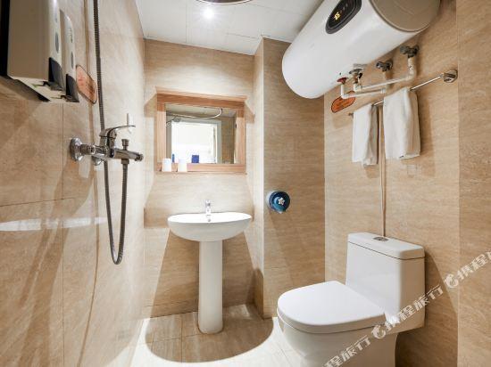 Чунцин: Mama Apartment (Chongqing University Town)