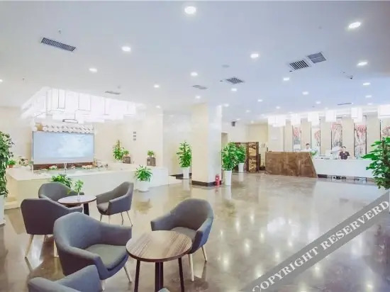 Сиань: Caring Fere Hotel (Xi'an Library Metro Station)
