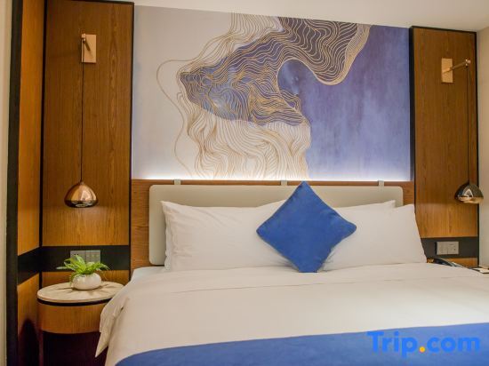 Шанхай: YunFei Hotel (Lianhua Plaza, Wuzhong Road, Hongqiao Guozhan, Shanghai)