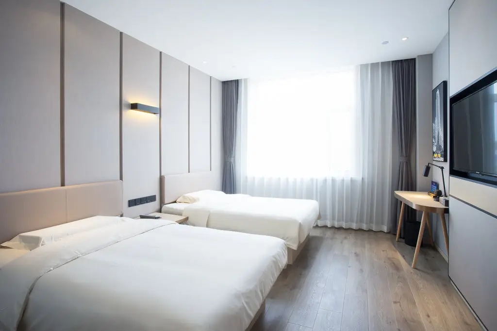 Пекин: At Mlily Hotel