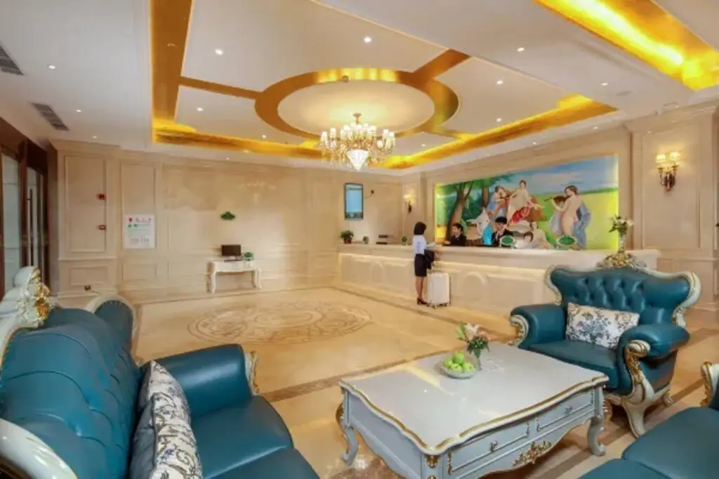 Чэнду: Vienna Hotel（Chengdu University of Petroleum Subway Station）