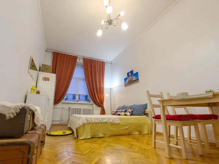 Санкт-Петербург: Apartment on Kamennoostrovskiy p17