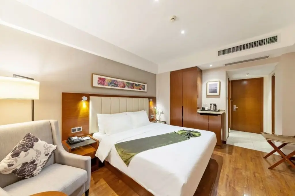 Сямынь: Green Oriental Hotel (Xiamen Railway Station Mingfa Commercial Plaza)