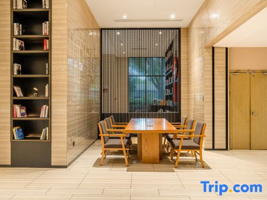Ханчжоу: Grace Select Hotel (Chi Wah Street MTR station)