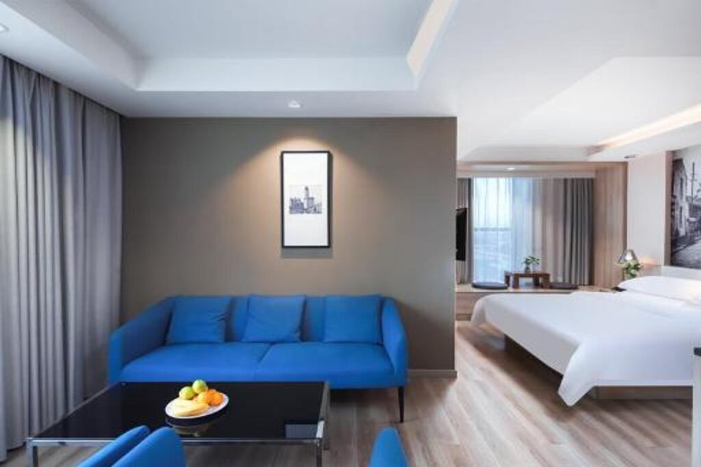 Шанхай: Vienna Hotel (Shanghai Jing'an Gaoping Road)