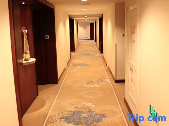 Нинджи: Tian Wai Tian International Hotel