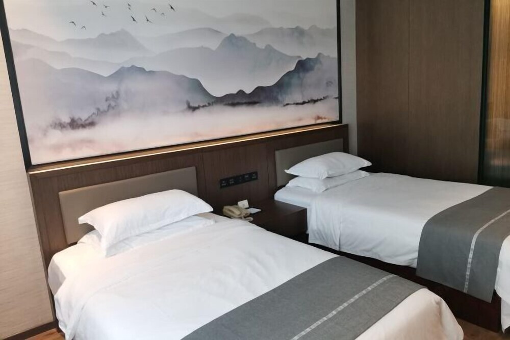 Нинджи: Tian Wai Tian International Hotel