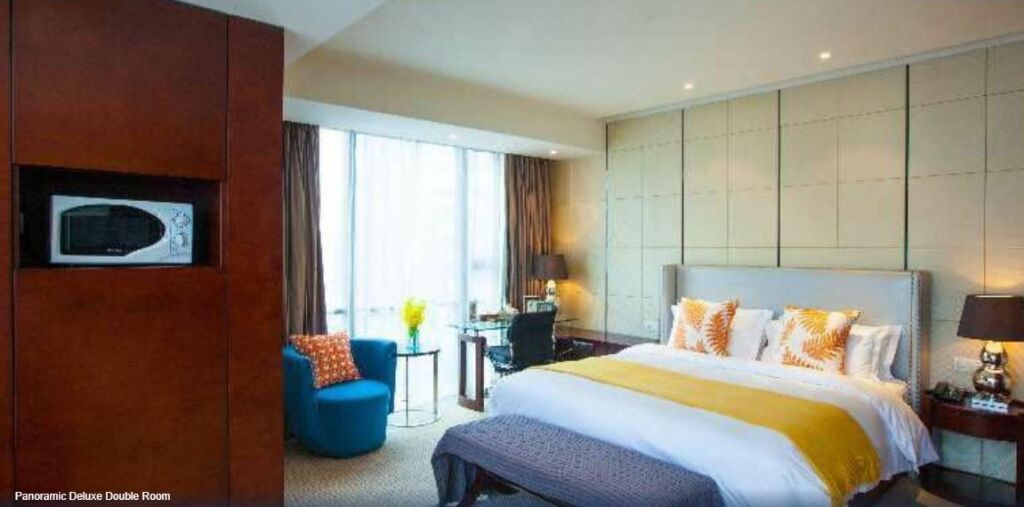 Нинбо: Bolan Senior Hotel Apartment (Ningbo Tianyi Square)