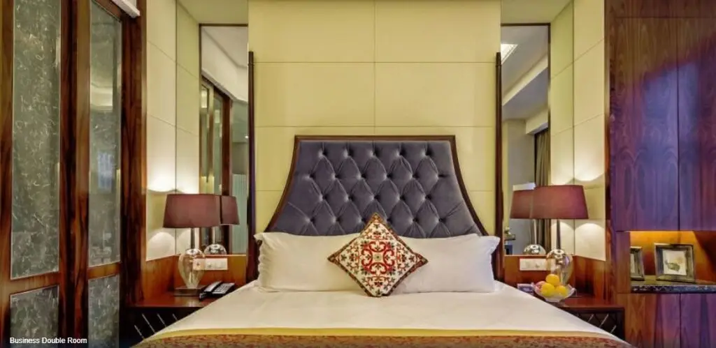 Нинбо: Bolan Senior Hotel Apartment (Ningbo Tianyi Square)