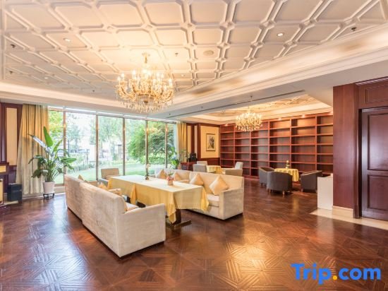 Пекин: Yuju Service Apartment (Beijing Yuanyang Mansion)