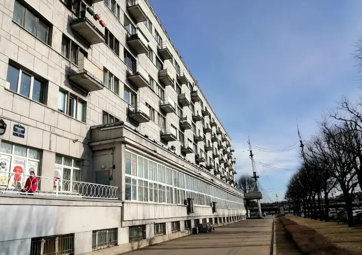 Санкт-Петербург: Apartment Troitskaya 50