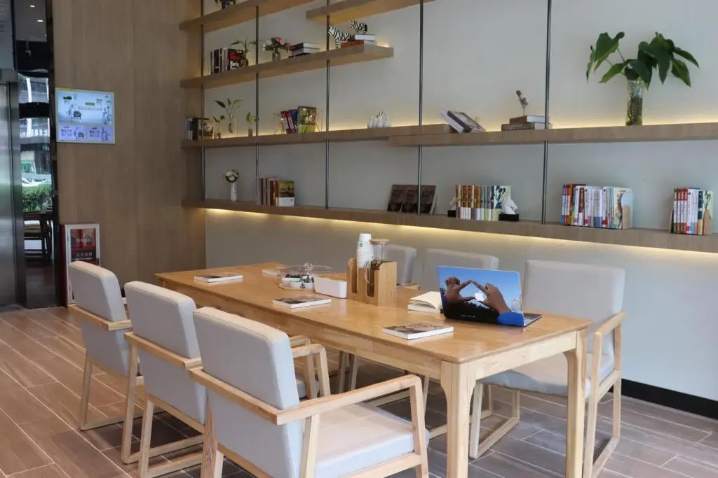 Гуанчжоу: Hanting Hotel Guangzhou Nancun Yuangang Metro Station