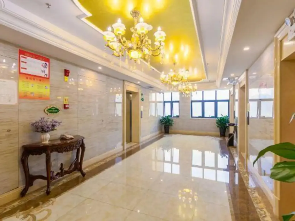 Чунцзо: Vienna International Hotel (Daxin Detian Square)