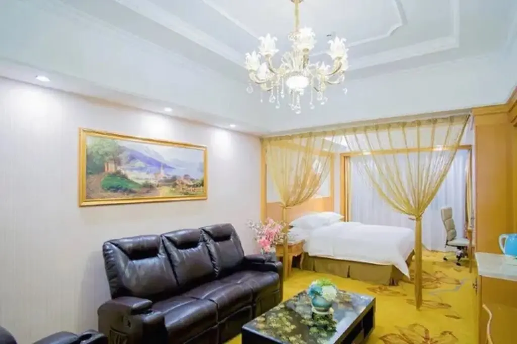 Шанхай: Vienna Hotel (Shanghai Songjiang Mall Miaoqian Street)