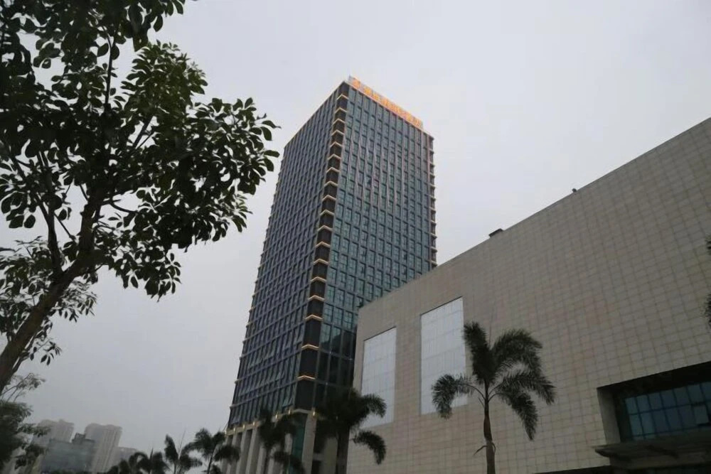 Lanyang: Vienna International Hotel (Danzhou Dingshang Square)