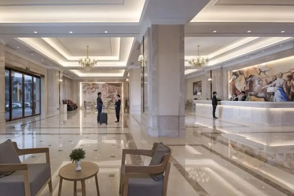 Lanyang: Vienna International Hotel (Danzhou Dingshang Square)