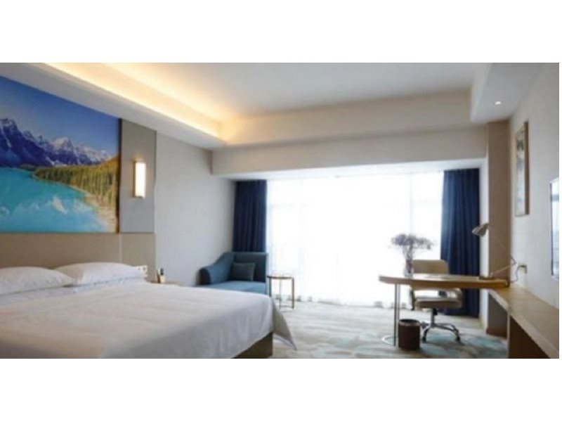 Дунгуань: Vienna International Hotel (Dongguan Hongmei Town)