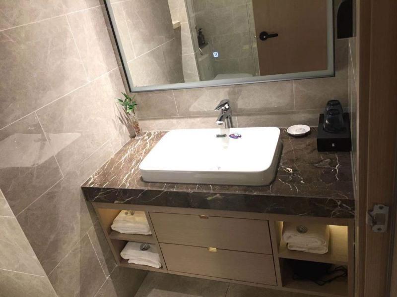 Ляньюньган: VX Hotel Jiangsu Lianyungang Wanda Plaza