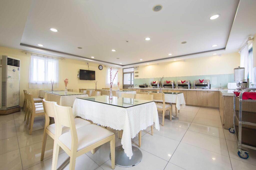Шанхай: Hanting Hotel Shanghai South Railway Station Luoxiang Road