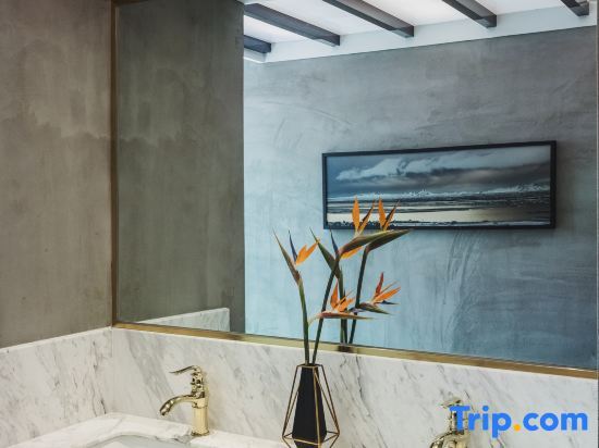 Ухань: Yangjiawan Kamil Hotel, Optic Valley Plaza, Wuhan
