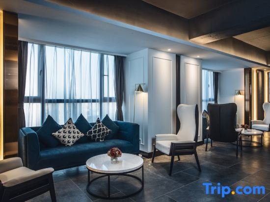 Ухань: Yangjiawan Kamil Hotel, Optic Valley Plaza, Wuhan