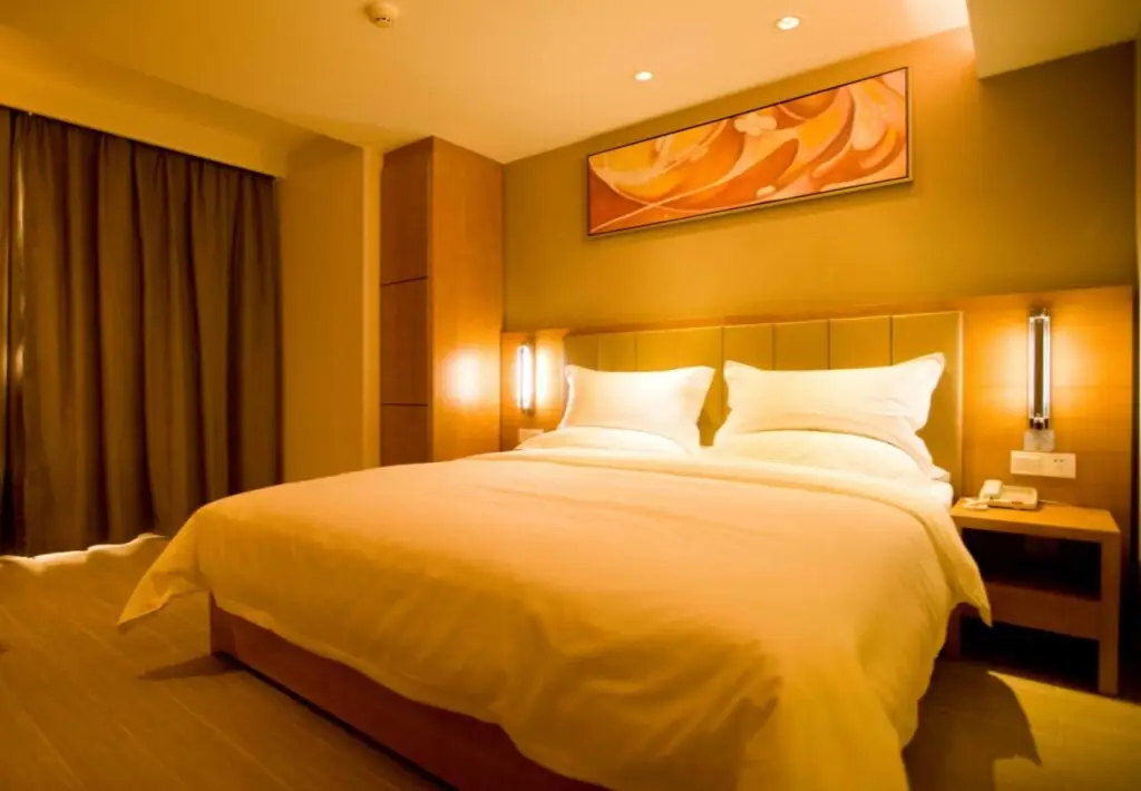 Санья: Ji Hotel Sanya Center