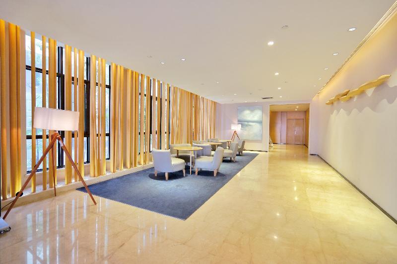 Шанхай: JI Hotel (SHA, Shanghai Huqingping Road)